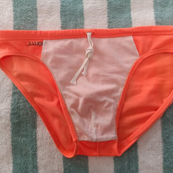 RARE VINTAGE NWOT GAZELLE SWIM BRIEF, ORANGE, SIZE "1" (Estimate 30" - 32") - Picture 5 of 7